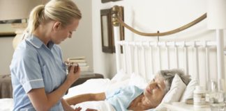 Gdzie studiować pielęgniarstwo w Warszawie?