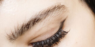 Dobry krem pod oczy - co to właściwie oznacza?