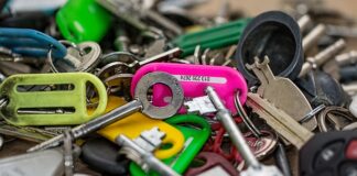 Jak zakodować kluczyk po wymianie baterii?