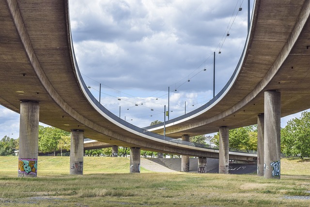 Jakie koło dojazdowe do Audi A3 8p? Jakie koło dojazdowe do Audi A3 8p?