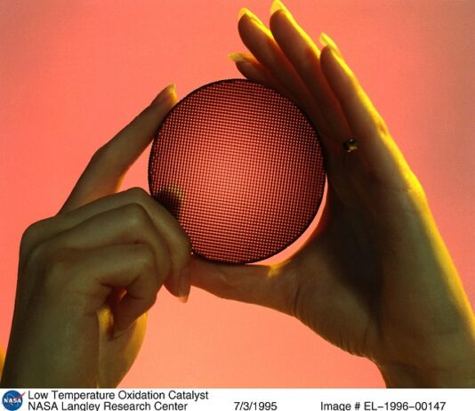 Czy katalizator wycisza wydech?