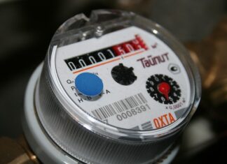 Jak wymienić zawór w pisuarze?