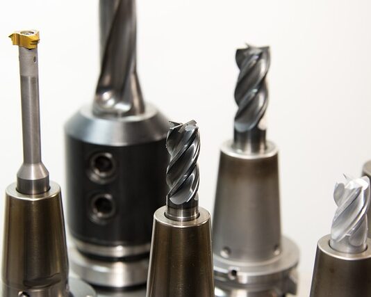 Jaki brzeszczot do cięcia pustaków?