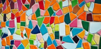 Jak farbować jajka w łupinach z cebuli?