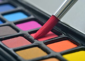 Czym lepiej malować wałkiem czy pędzlem?