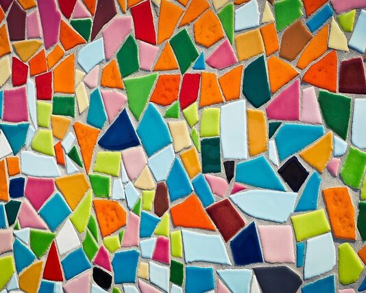 Jak farbować jajka w herbacie?