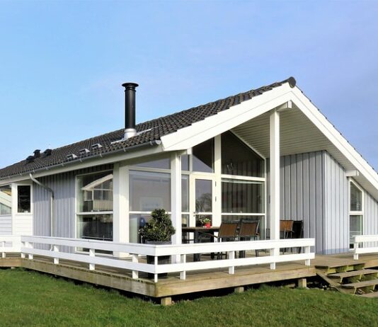 Jak pomalować sufit nie brudząc ścian?